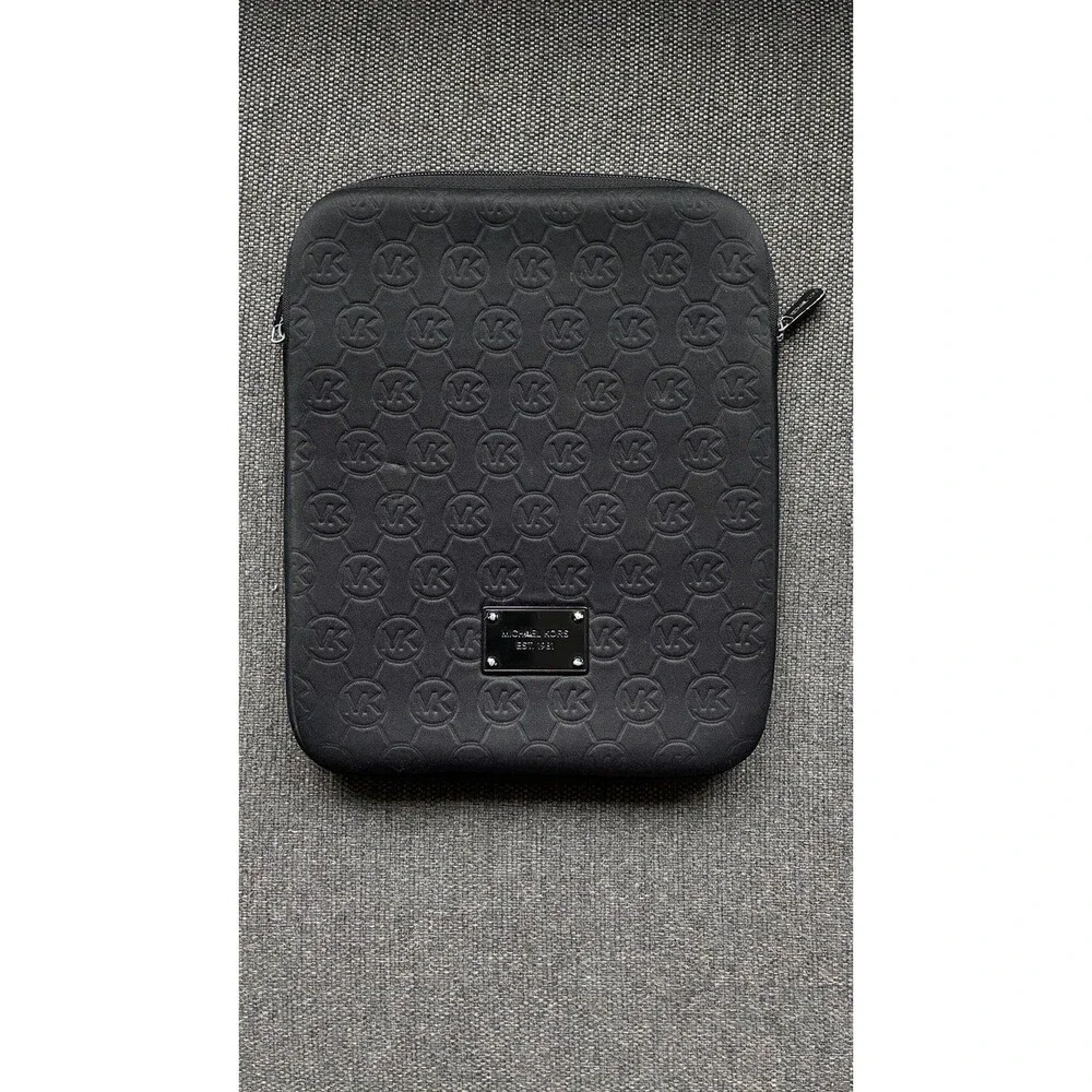 Michael Kors sleeve ipad or tablet